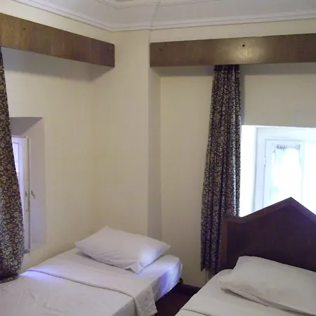 Antik Ridvan Guest house *