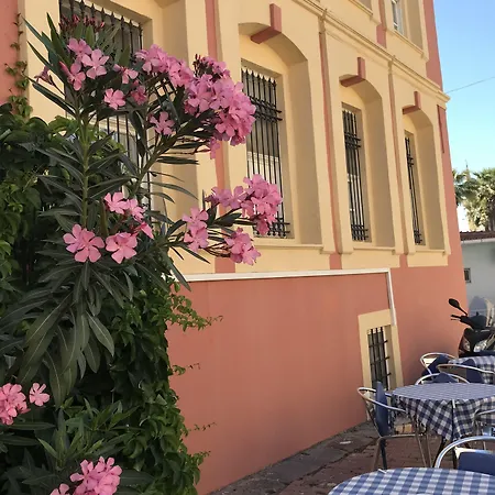 Antik Ridvan Guest house